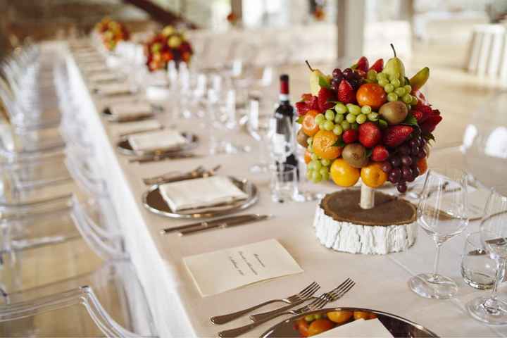 Indecisione sui fiori a tavola - 3