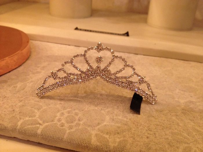 Chi indosserà la coroncina? - 1