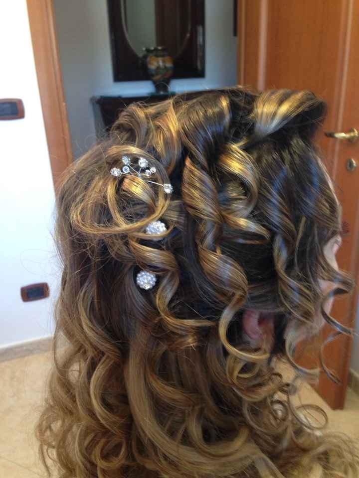 Dite la verità fa schifo come acconciatura? - 1