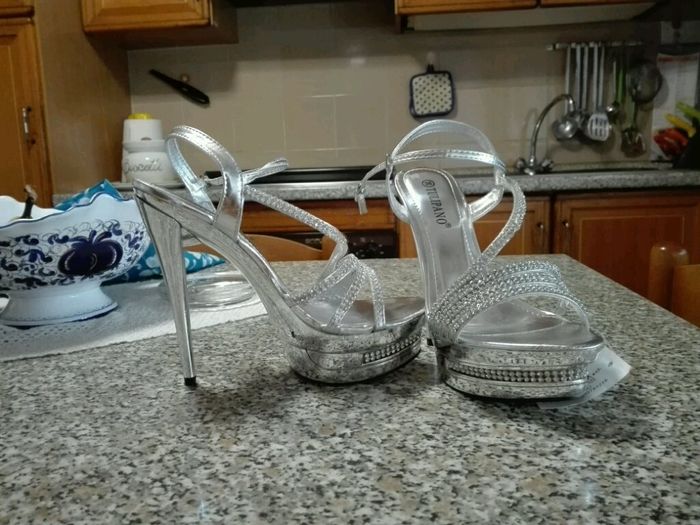 Scarpee trovateeeee - 2