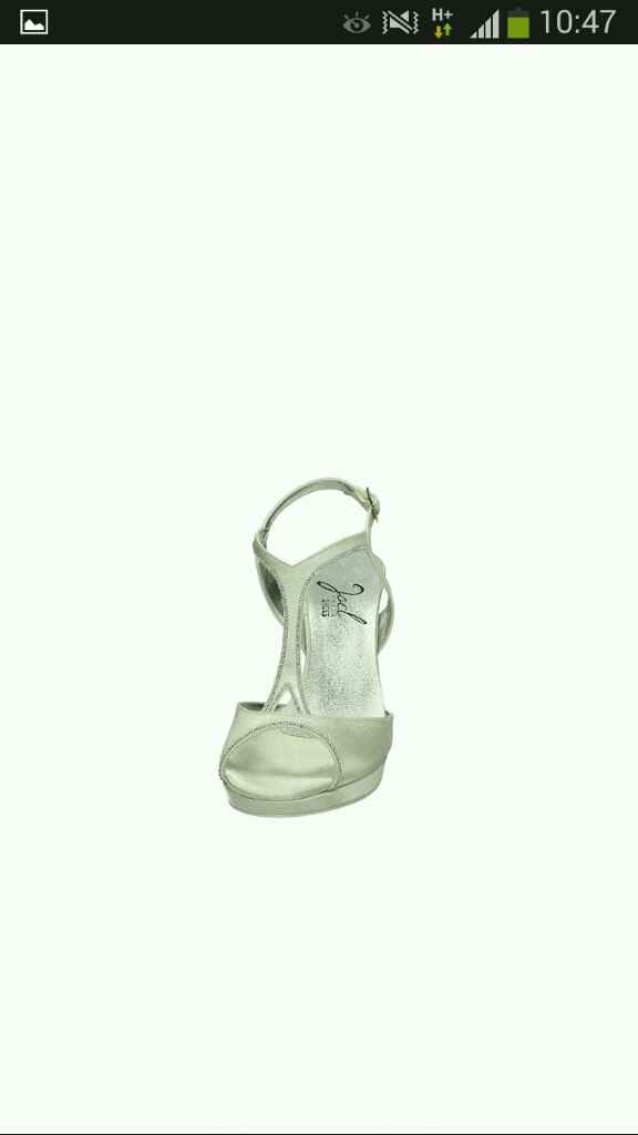 Le mie scarpe ; soddisfatta :-) - 2