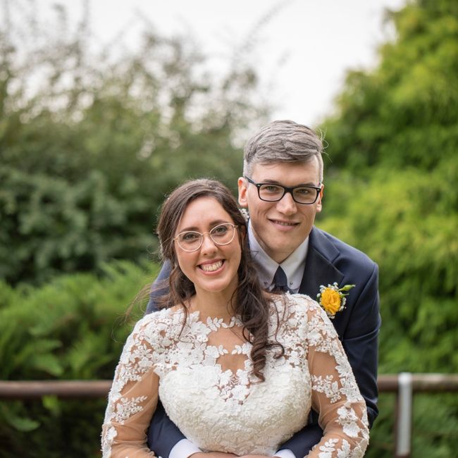 Sposa con occhiali 3