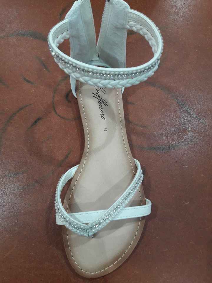 Cambio scarpe - 1
