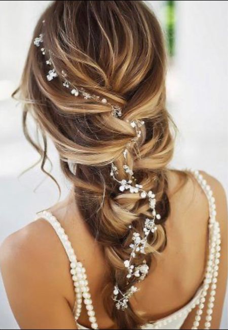 Dubbi su acconciatura e gioielli 15