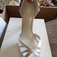 Quanto vi sono costate le scarpe da sposa? - 2