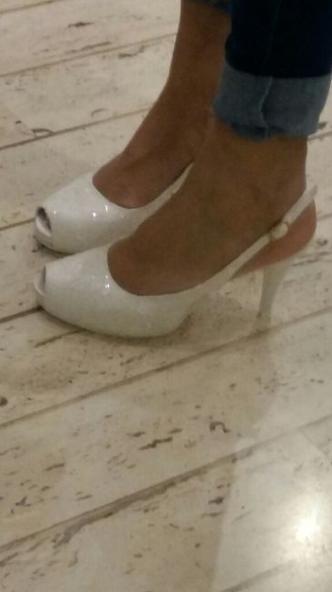 Sono curiosa di vedere le vostre scarpe. .. - 1