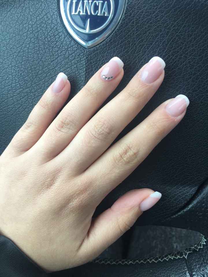 Prima prova manicure 💅🏼 - 1