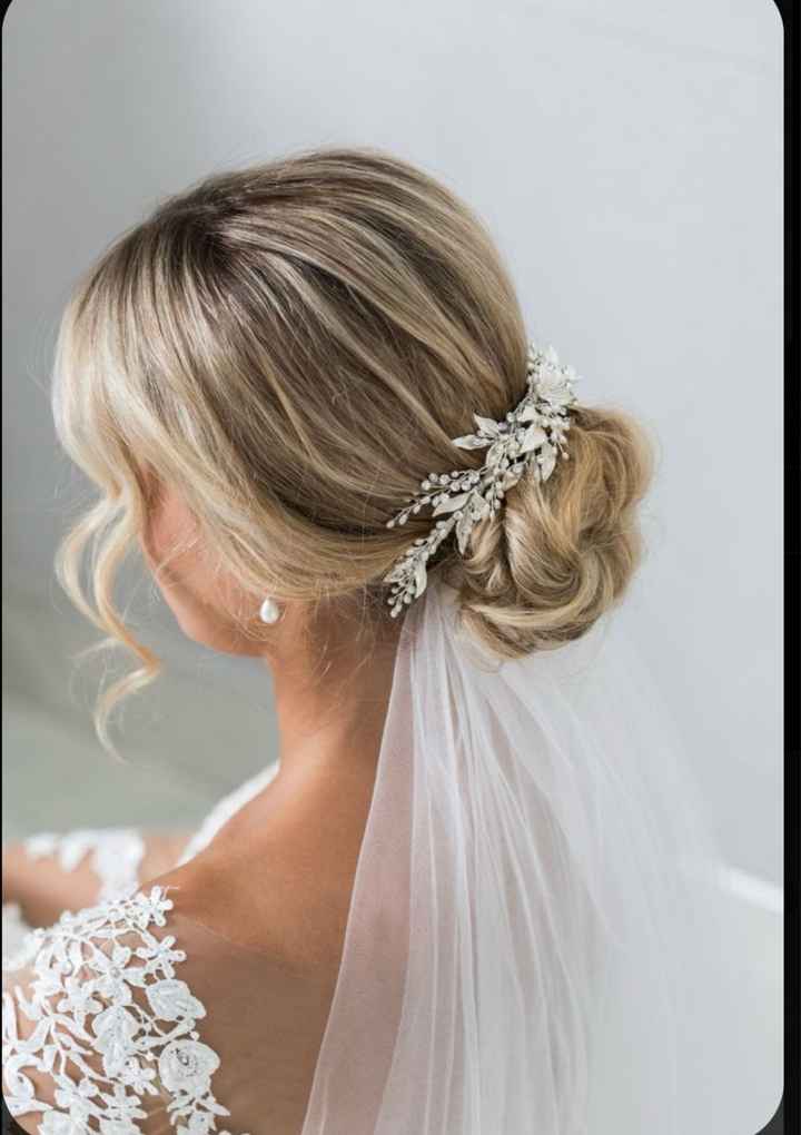 Acconciature con velo lungo - 3