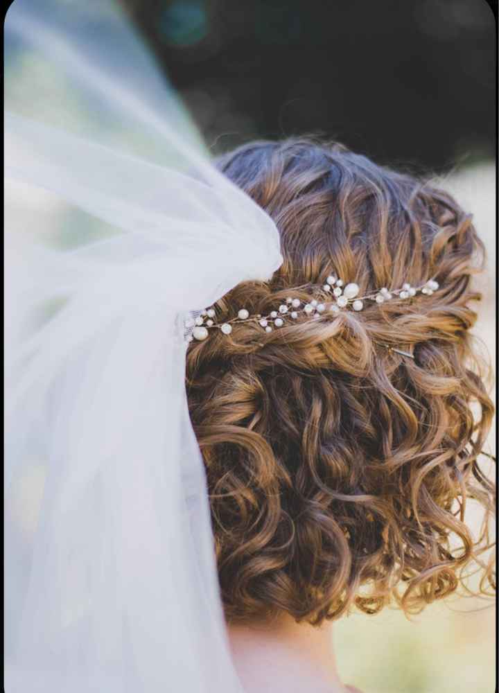 Acconciatura con velo con calata 👰🏻‍♀️ - 1