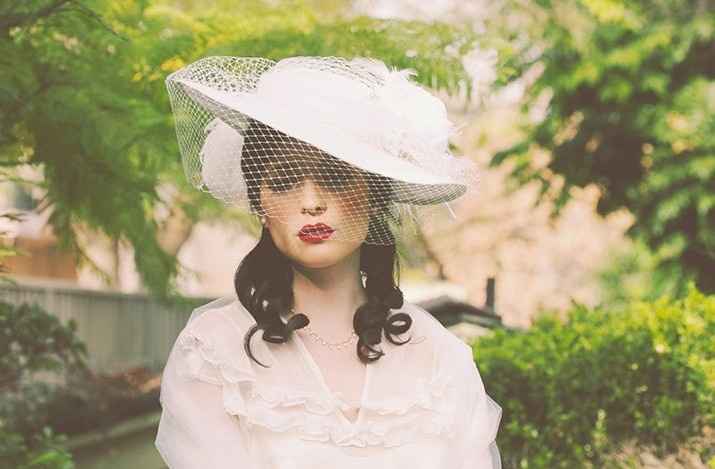 2. Cappello con veletta