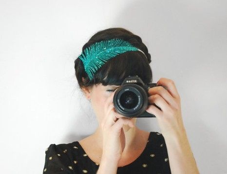 3. Accessorio capelli lucite green