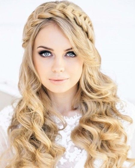 acconciatura sposa stile Rapunzel