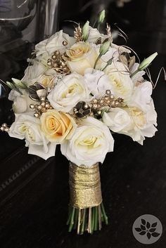 bouquet bianco e oro