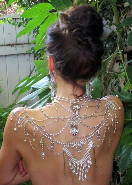 Collana schiena sposa