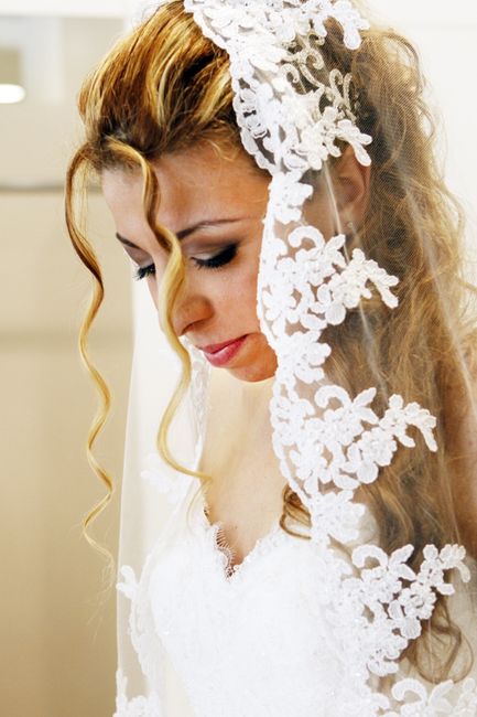 Spose con capelli ricci - 1