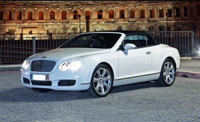 Quale auto scegliere?? vintage, fuoriserie o elegante moderna?? - 1