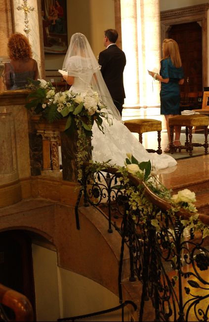 dietro con dettaglio fiori 