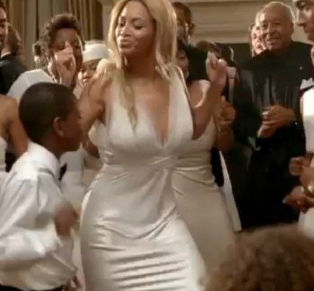 Beyoncé in Vera Wang