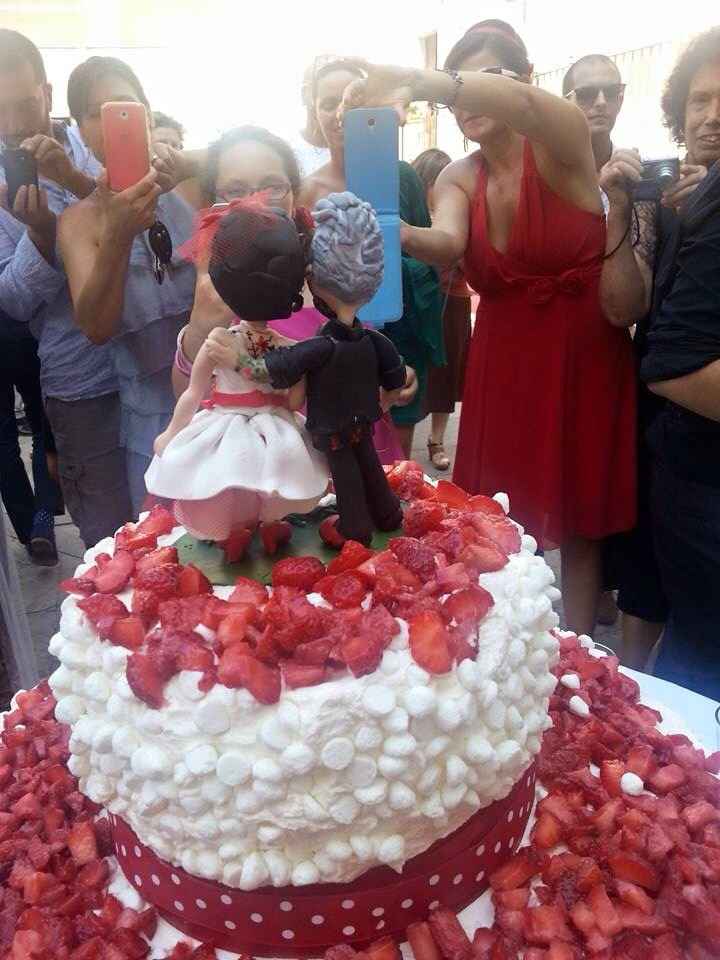 Cercasi cake topper personalizzati - 2