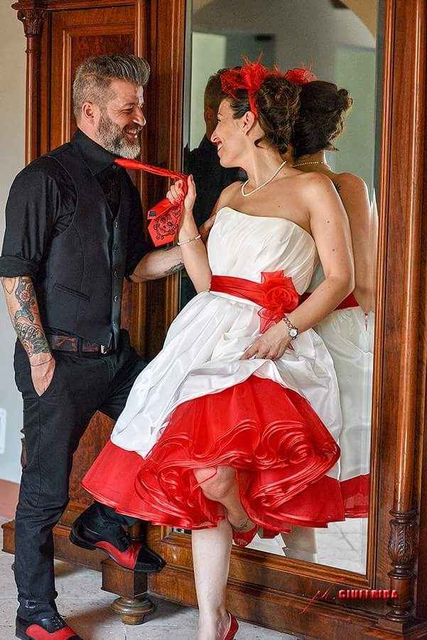 Vestiti gonfi , cerchio o sottogonna? - 3