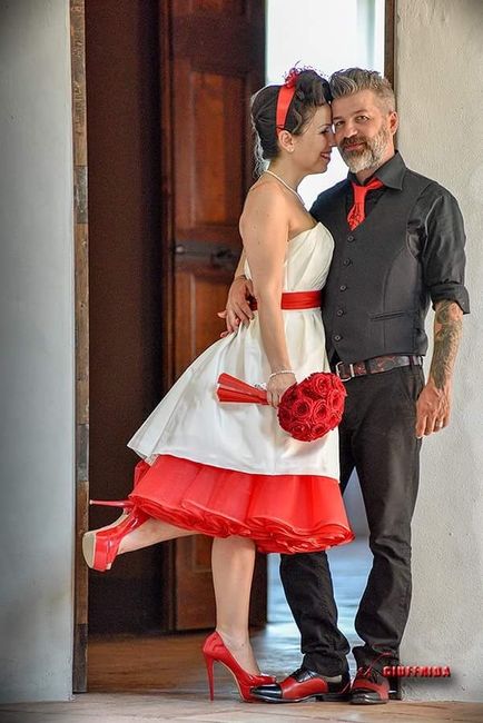 Com'è il vostro abito da sposa? condividiamo la foto? - 2