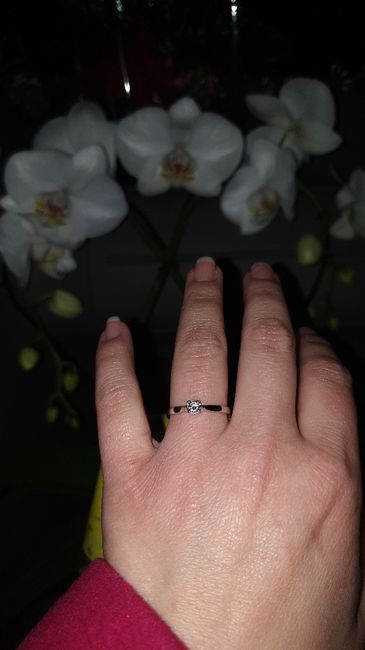 E ora mostraci una foto del tuo anello di fidanzamento! 20