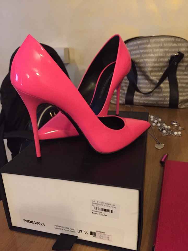 Scarpe sposa....bianche o colorate? mi fate vedere le vostre? - 1