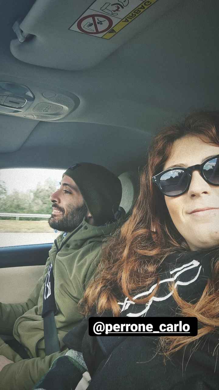 Postate una foto di voi due 👇 - 1