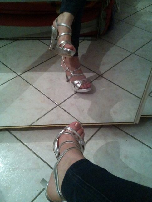 Mostratemi le vostre......scarpe & acconciatura! - 1