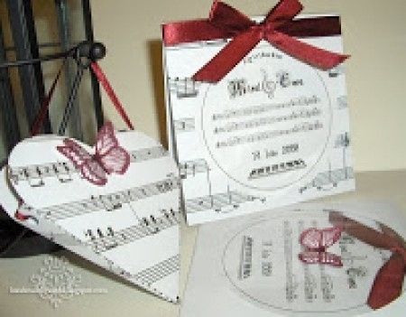 Decorazioni con: spartiti  musicali. - 13