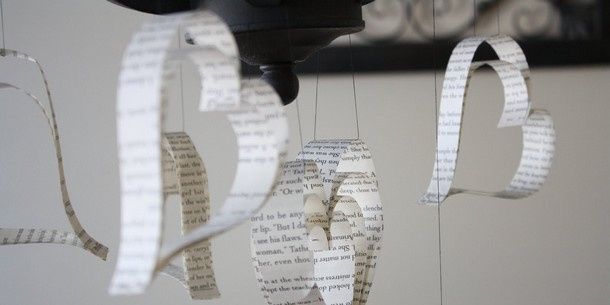 Decorazioni con: spartiti  musicali. - 15