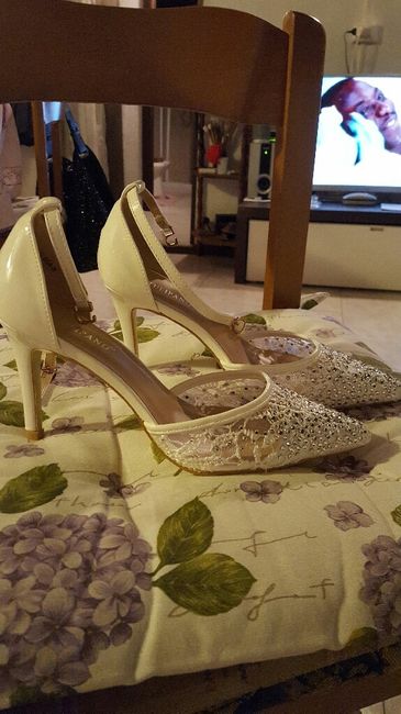 Finalmente.... forse ... le scarpe !! - 1