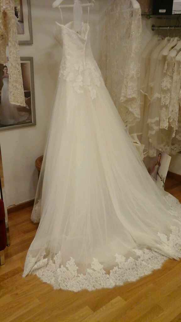 Mi fate vedere i vostri abiti? - 1