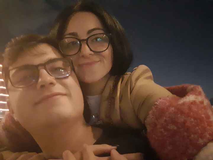 Postate una foto di voi due 👇 - 1