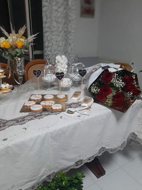 Allestimento tavolo sposa a casa 1