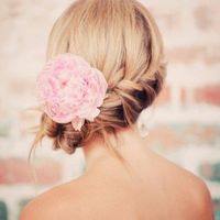 Vorrei vedere foto di acconciature laterali - 1