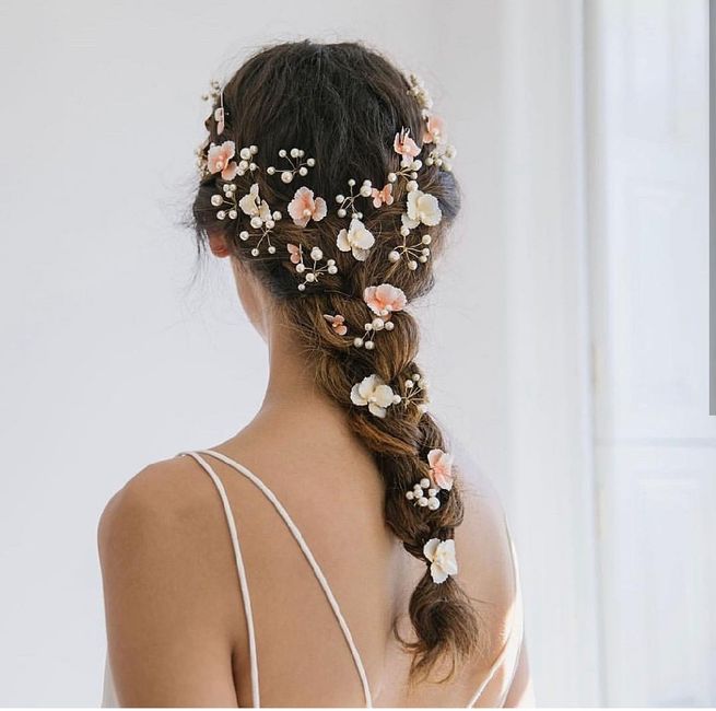 Ispirazioni acconciature sposa 2020 7