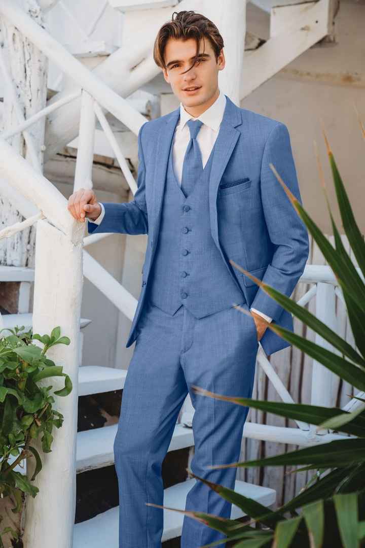 Soldi: giudica il look del best man - 1