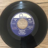 Segnatavolo vinile, aiuto per realizzazione etichetta centrale! - 2