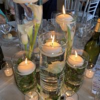 Centrotavola fiori con candele galleggianti - 1