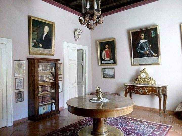 Colore vernice stanze? - 1