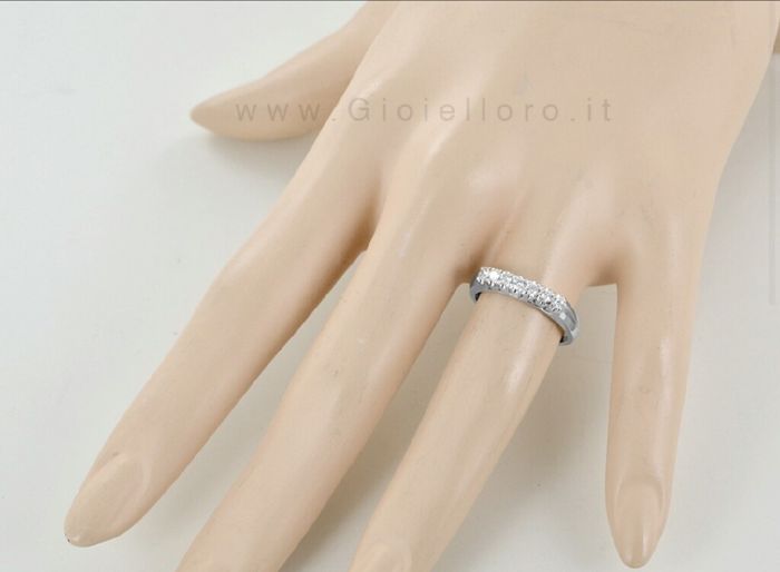 E ora mostraci una foto del tuo anello di fidanzamento! 16