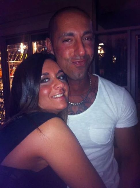 Sondaggio :) chi è il "bello"della coppia?  - 2