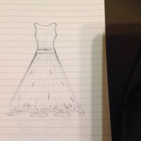 Abito con la gonna sovrapista