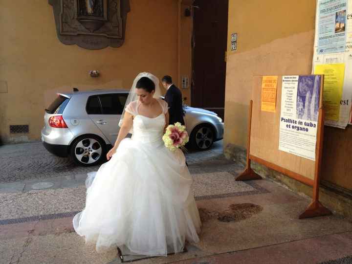 appena scesa dall'auto