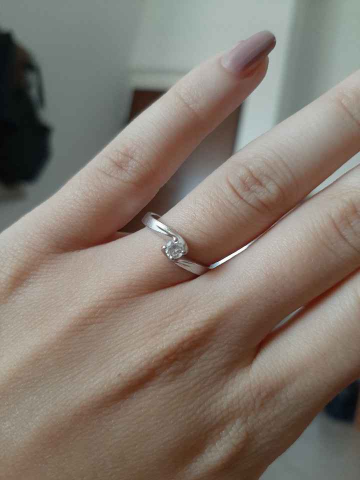 Che tipo di anello hai ricevuto alla proposta? - 1