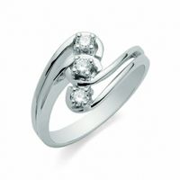 Scegli il tuo anello di fidanzamento per completare il look sposa - 1