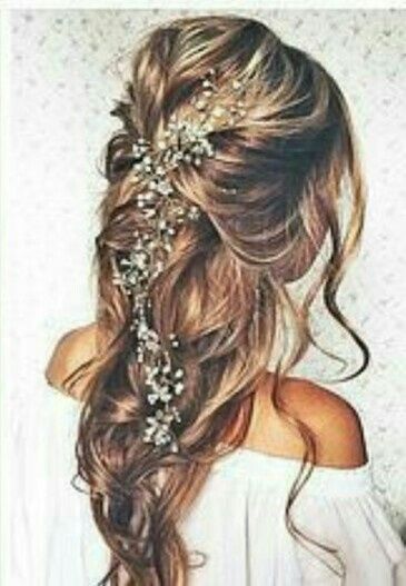 Acconciatura e abito...vi piace? dubbio sui capelli... - 2