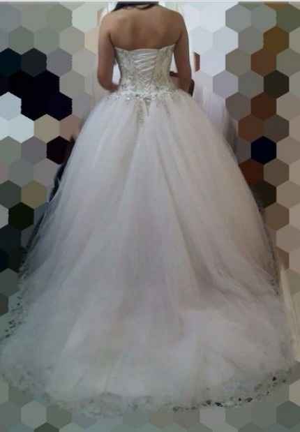 Tulle o vestito con coda?? - 1