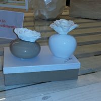 Quali bomboniere mi consigliate tra queste 2 - 1